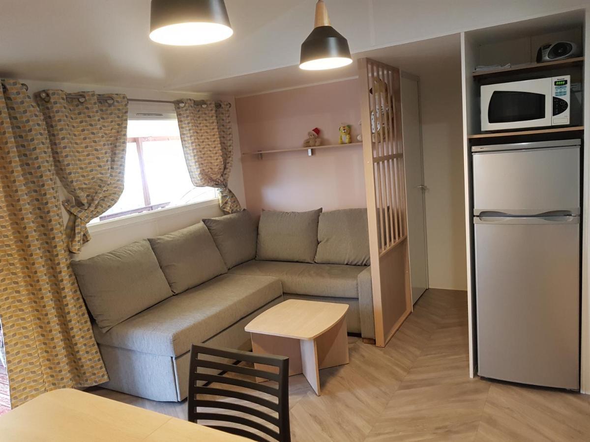 Mobil Home Maxi Confort Sur La Cote D'Azur Fréjus Eksteriør billede